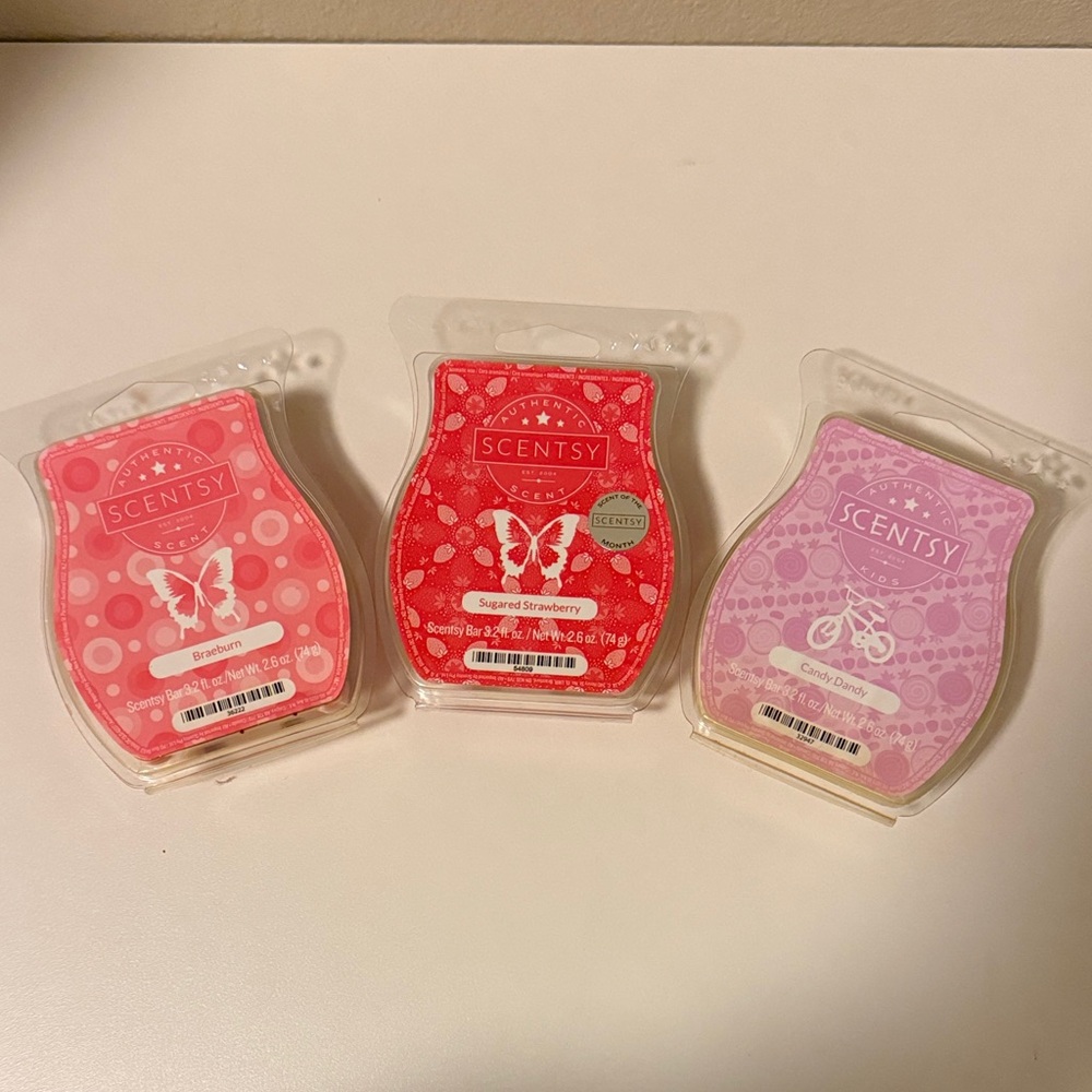 Scentsy Braeburn, Sugared Strawberry and Candy Dandy Wax Bar Melts